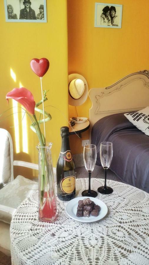 B&B Radioretro Palermo Luaran gambar